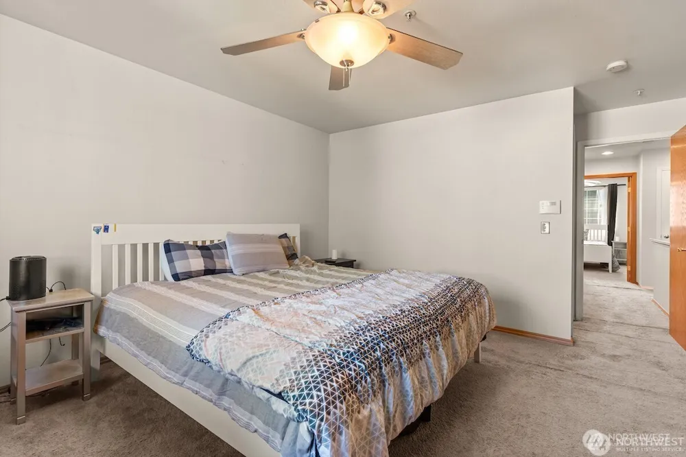 418 SE 17th Street #10B Auburn, WA 98002