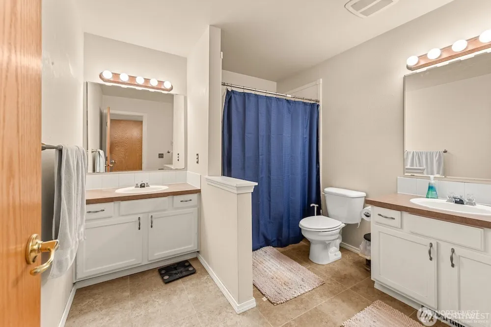 418 SE 17th Street #10B Auburn, WA 98002