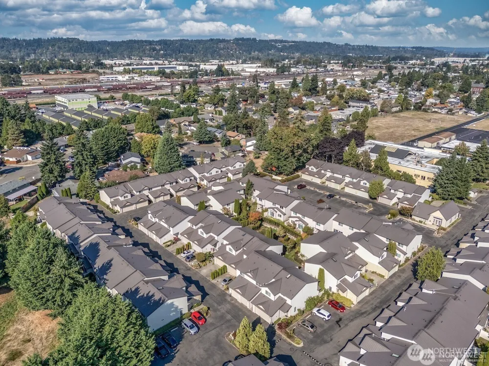 418 SE 17th Street #10B Auburn, WA 98002