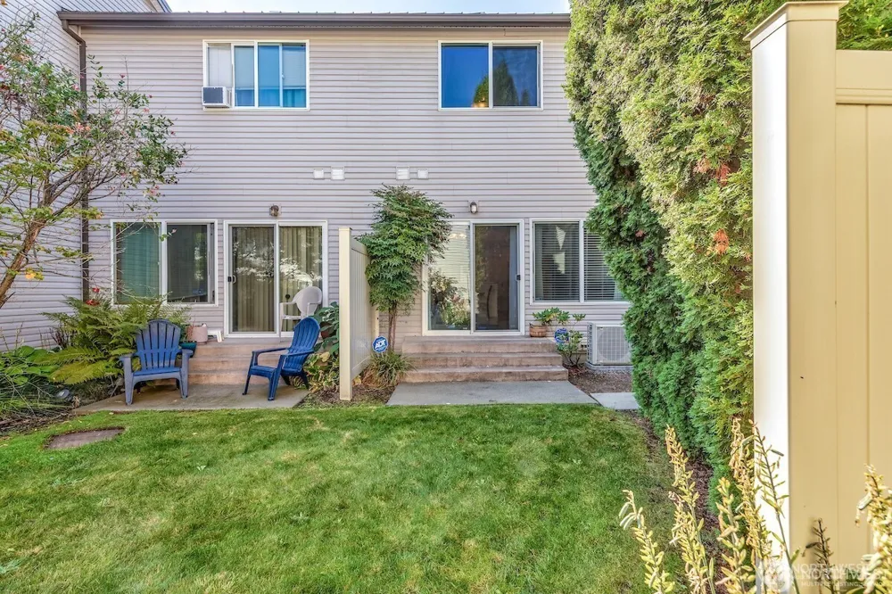 418 SE 17th Street #10B Auburn, WA 98002