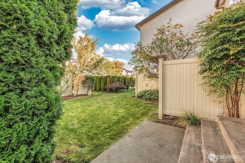 418 SE 17th Street #10B Auburn, WA 98002