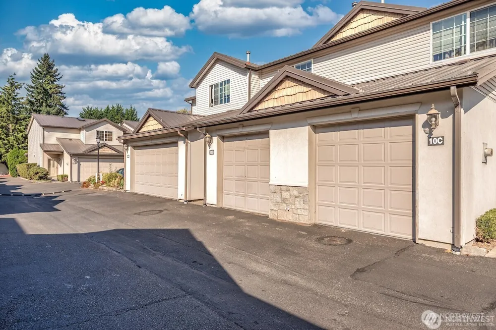 418 SE 17th Street #10B Auburn, WA 98002