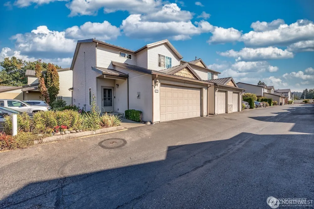 418 SE 17th Street #10B Auburn, WA 98002