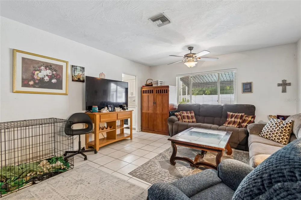 7846 12TH STREET St Petersburg, FL 33702