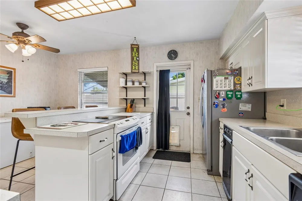 7846 12TH STREET St Petersburg, FL 33702