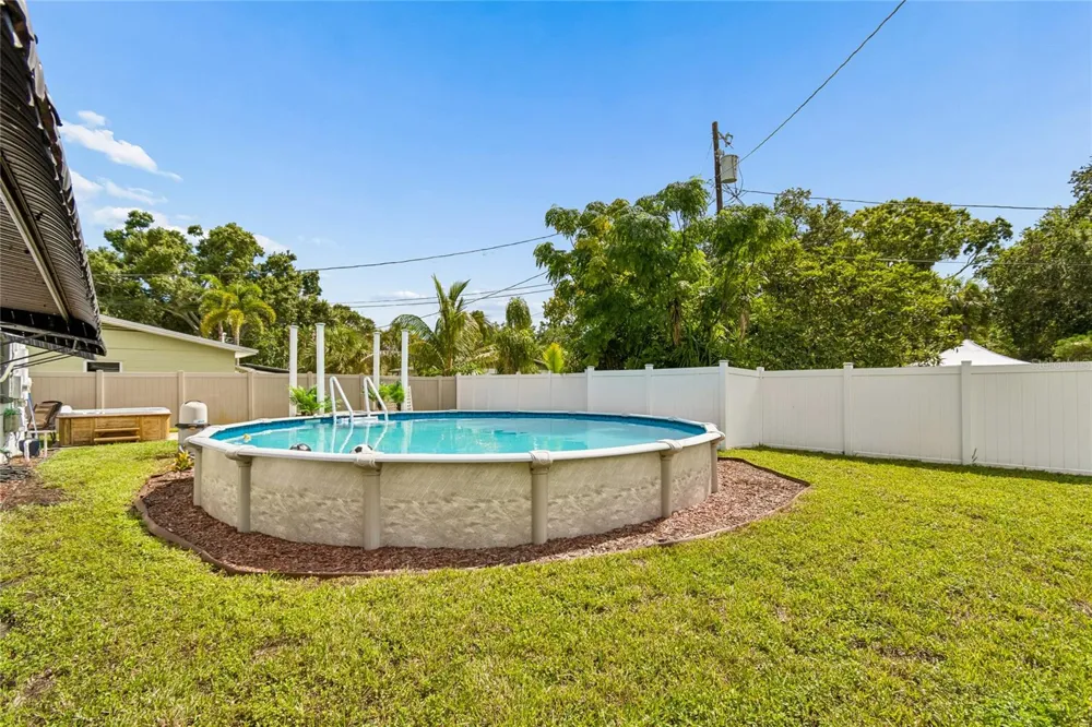 7846 12TH STREET St Petersburg, FL 33702