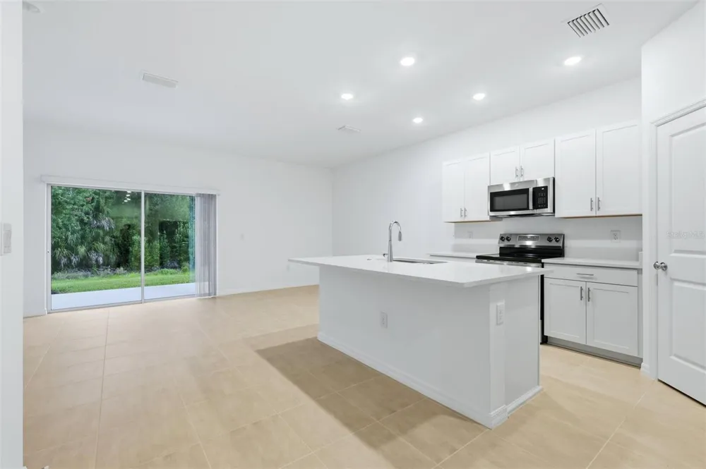 8417 LUNAR SKYE STREET Sarasota, FL 34241