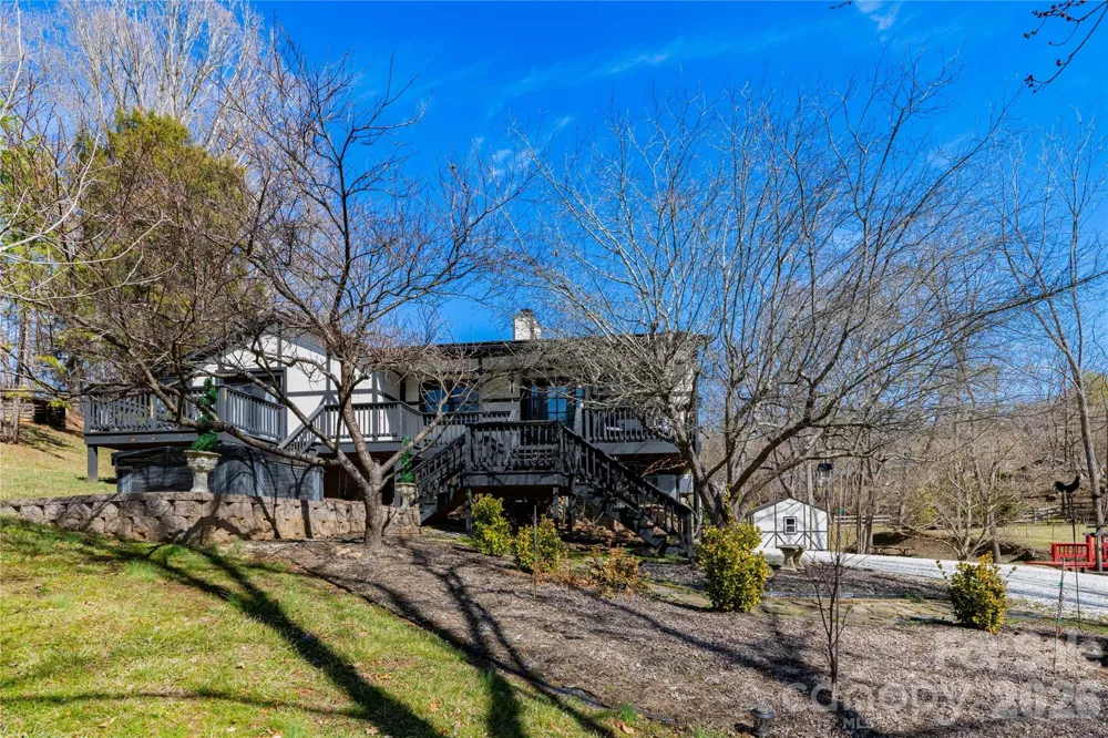 5 Northlake Drive Weaverville, NC 28787