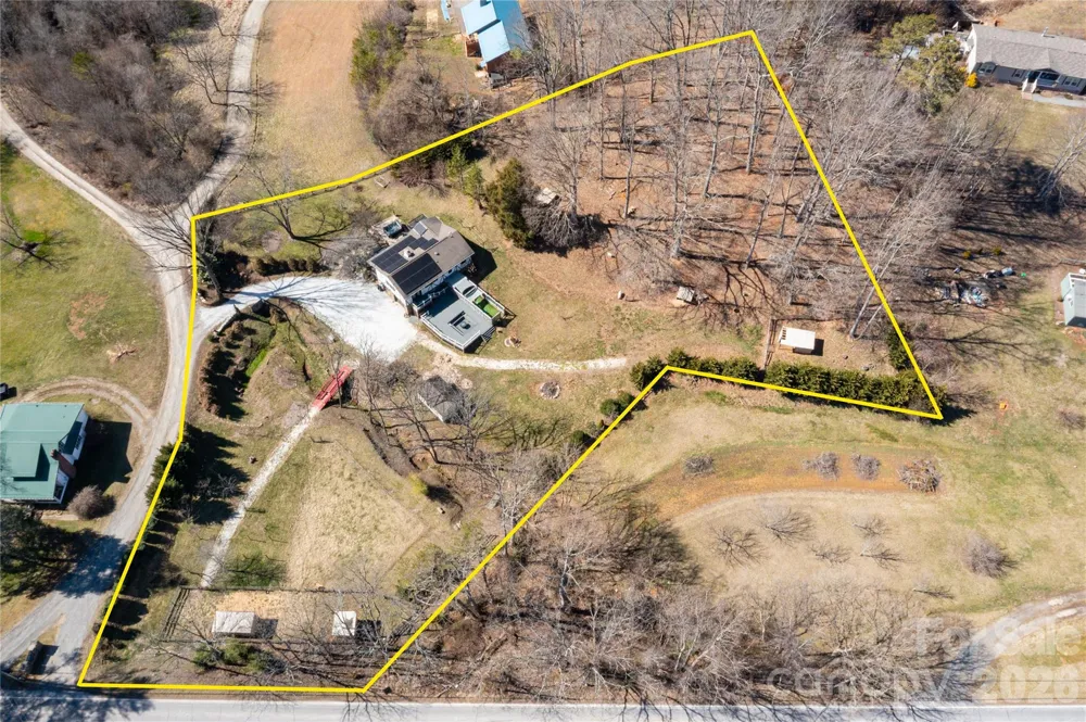 5 Northlake Drive Weaverville, NC 28787