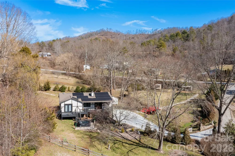 5 Northlake Drive Weaverville, NC 28787
