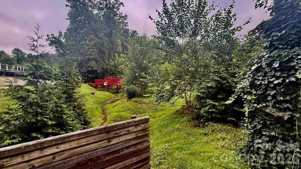 5 Northlake Drive Weaverville, NC 28787