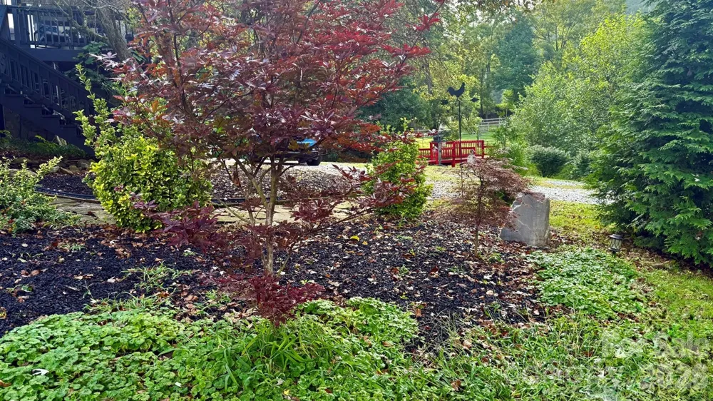 5 Northlake Drive Weaverville, NC 28787