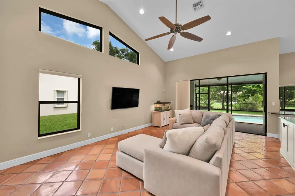 8571 NW 53RD COURT Coral Springs, FL 33067