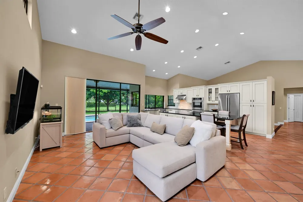 8571 NW 53RD COURT Coral Springs, FL 33067