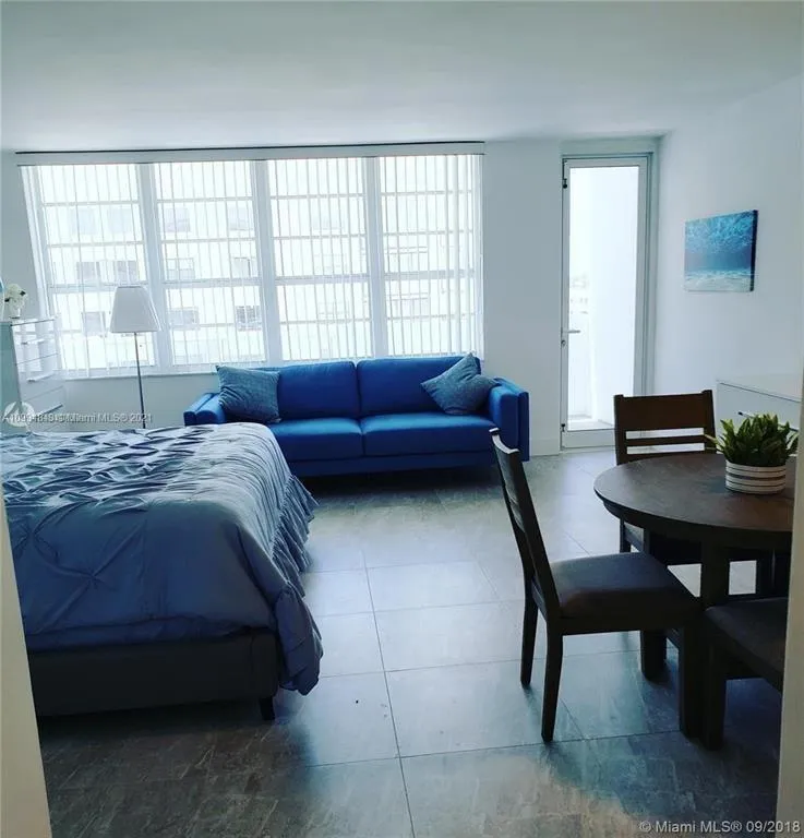 100 LINCOLN ROAD #707 Miami Beach, FL 33139
