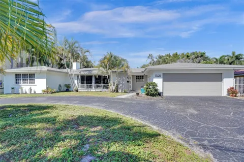 1325 MIDDLE RIVER DRIVE