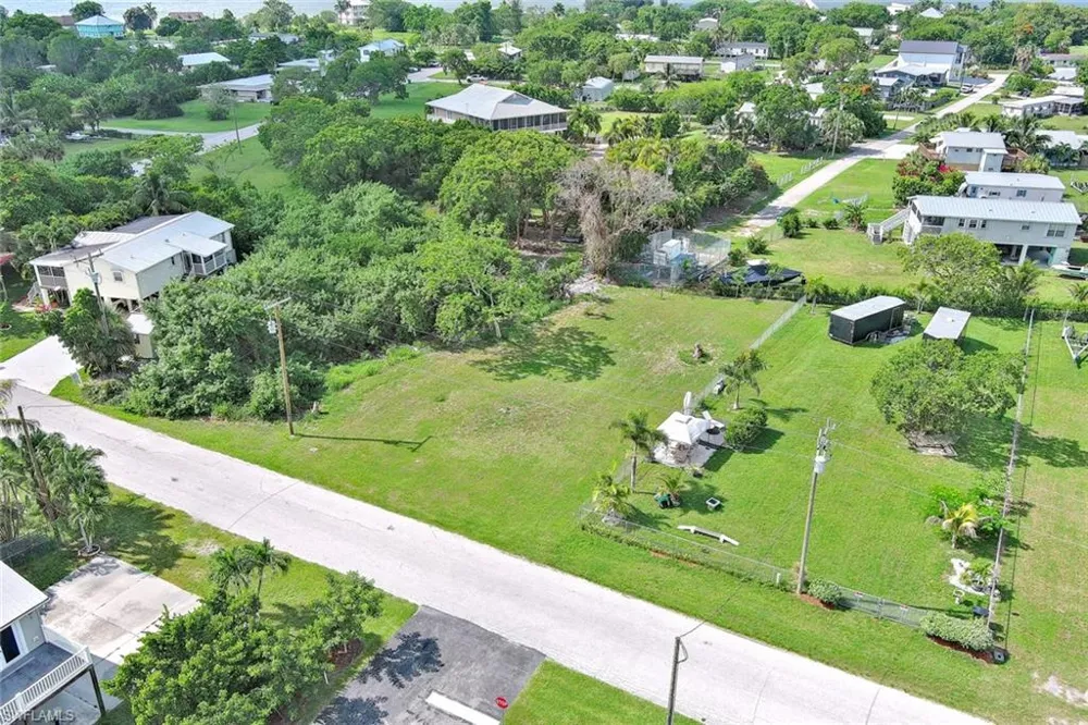 Chokoloskee, FL 34138