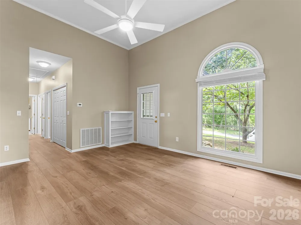 66 Hyde Avenue Tryon, NC 28782
