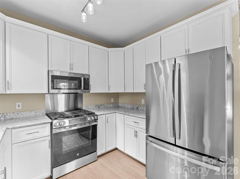66 Hyde Avenue Tryon, NC 28782