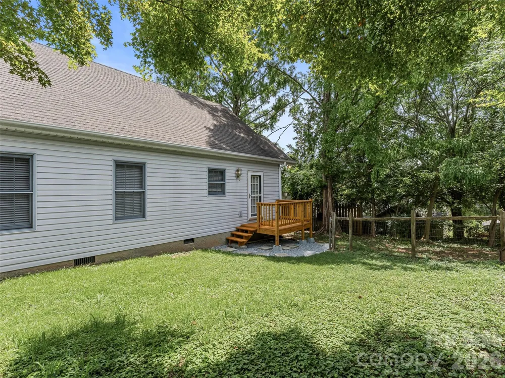 66 Hyde Avenue Tryon, NC 28782