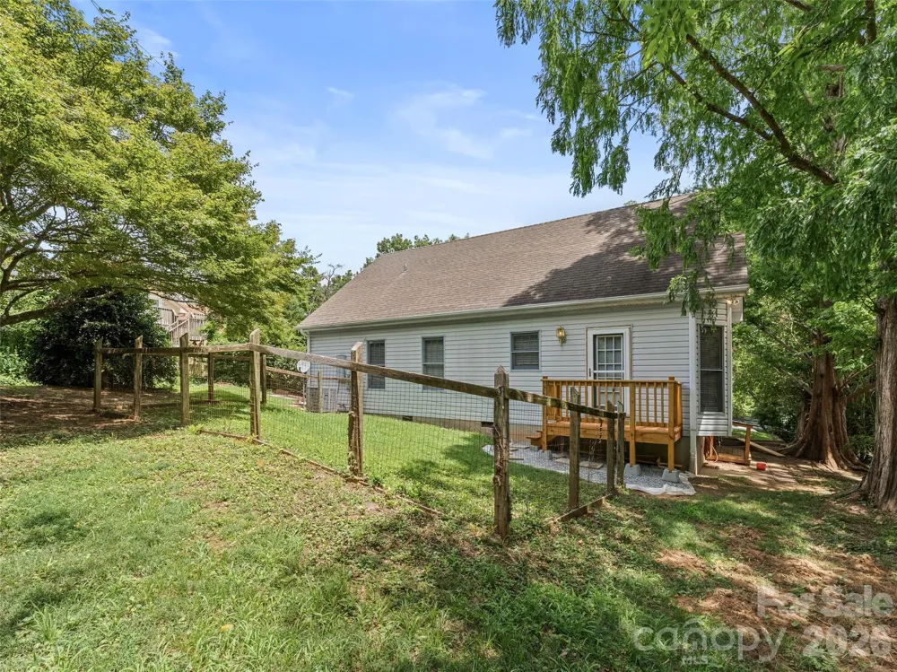66 Hyde Avenue Tryon, NC 28782