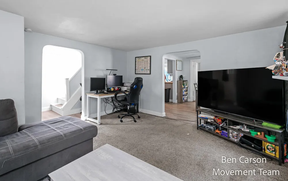2164 Letart Avenue Muskegon, MI 49441