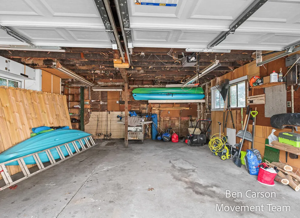 2164 Letart Avenue Muskegon, MI 49441
