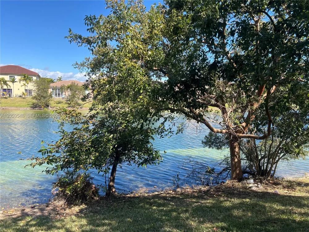 22301 SW 88th Pl #304-3 Cutler Bay, FL 33190