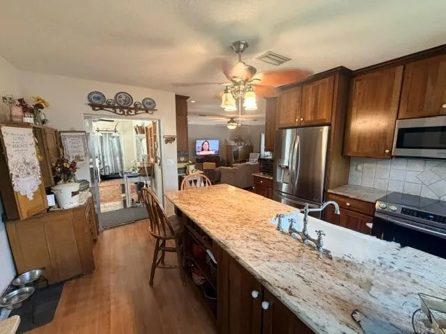 2060 NW 37th Street Oakland Park, FL 33309