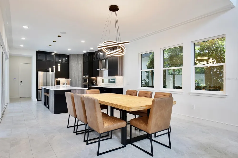 3008 KENSINGTON AVENUE Davenport, FL 33837