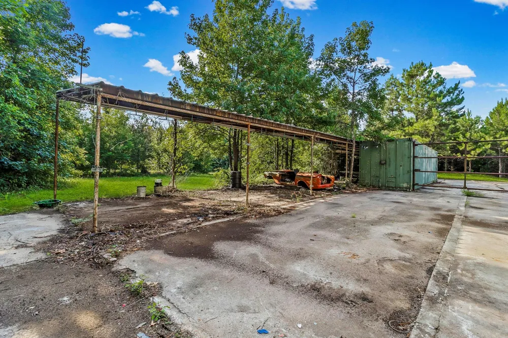 1378 Duck Creek Road Cleveland, TX 77328