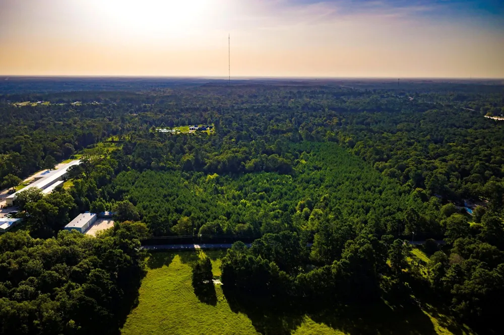1378 Duck Creek Road Cleveland, TX 77328