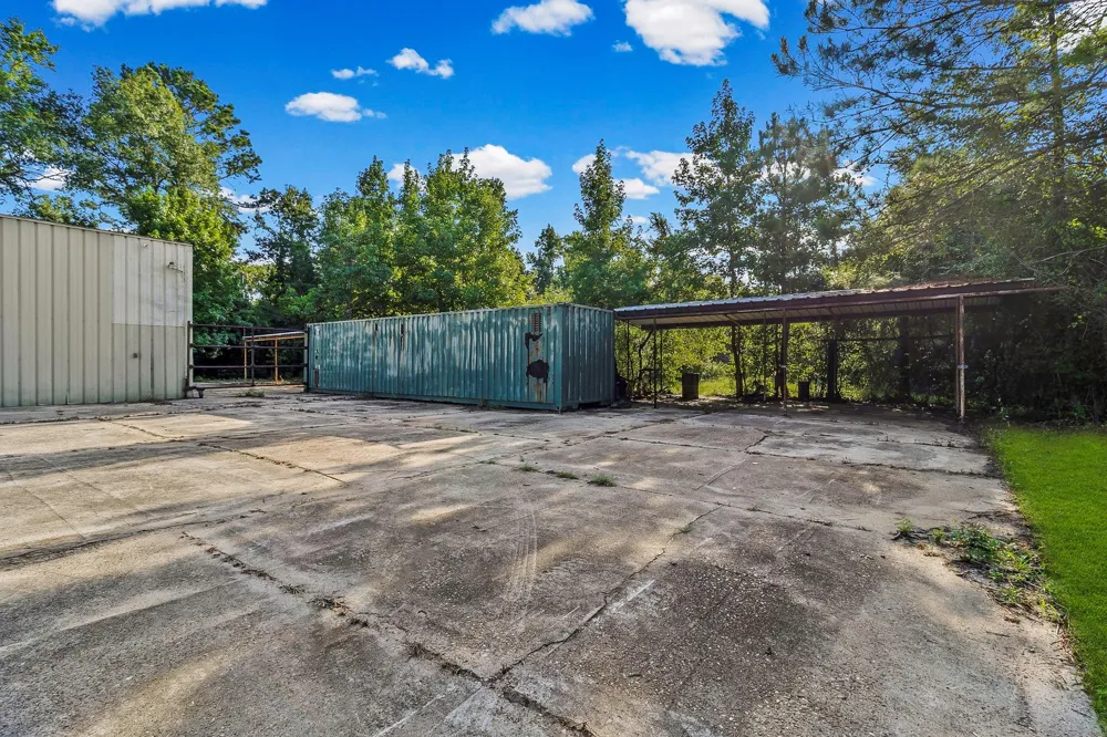 1378 Duck Creek Road Cleveland, TX 77328