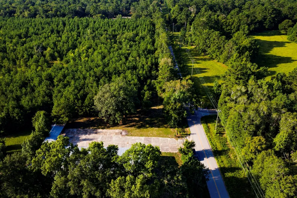 1378 Duck Creek Road Cleveland, TX 77328