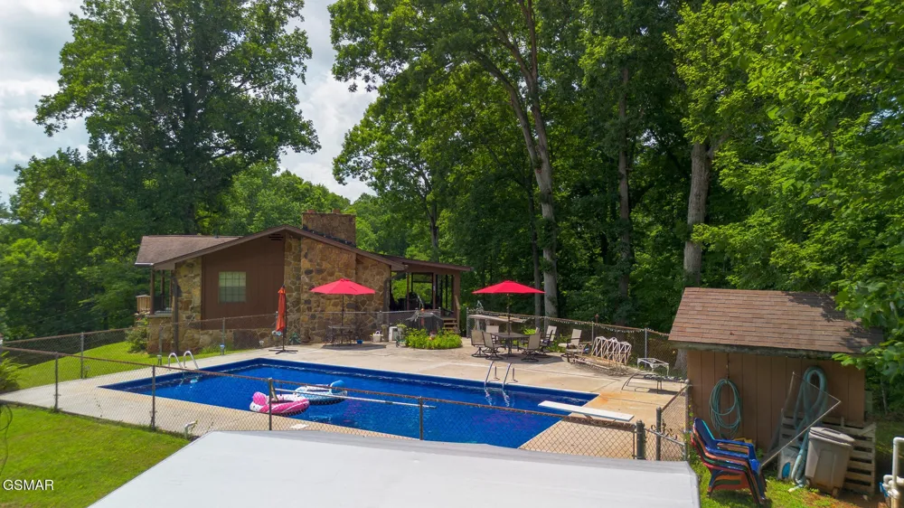 2101 W Governor John Sevier Highway Knoxville, TN 37920