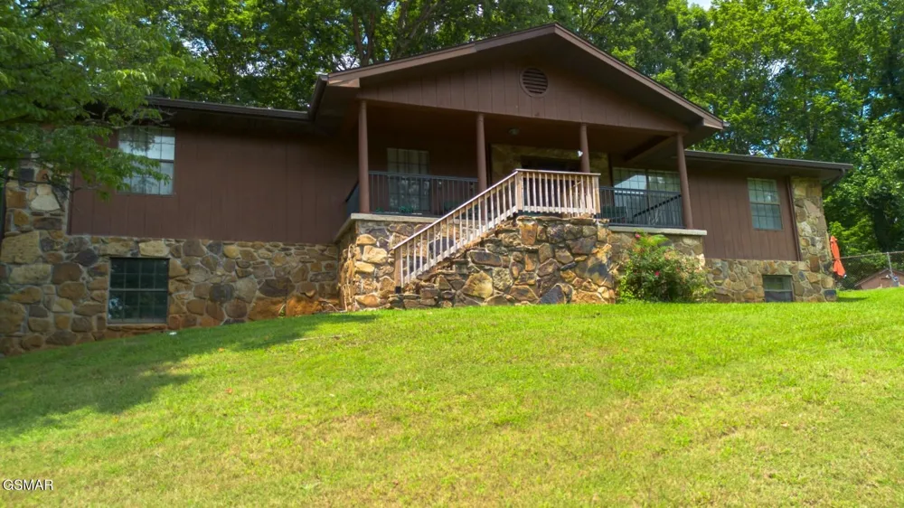 2101 W Governor John Sevier Highway Knoxville, TN 37920