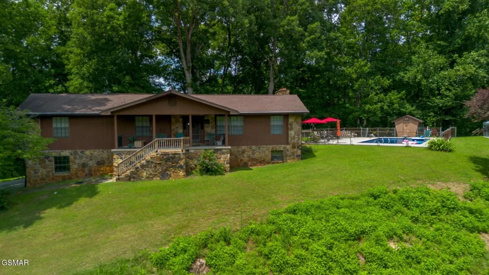 2101 W Governor John Sevier Highway Knoxville, TN 37920