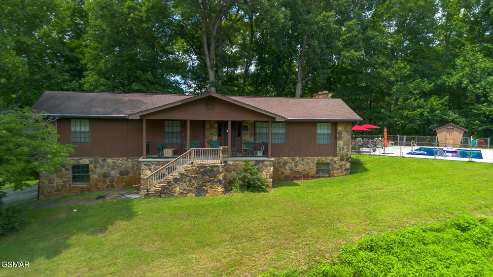 2101 W Governor John Sevier Highway Knoxville, TN 37920