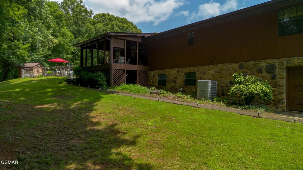 2101 W Governor John Sevier Highway Knoxville, TN 37920