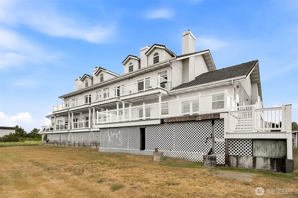 855 Ocean Shores Boulevard NW #101 Ocean Shores, WA 98569