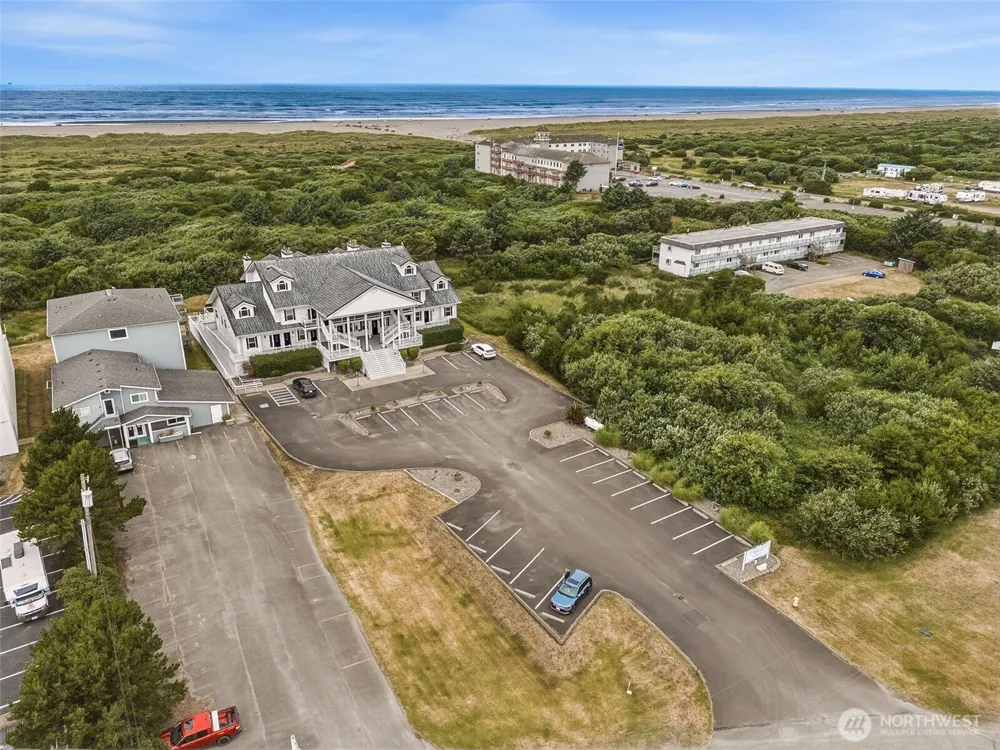 855 Ocean Shores Boulevard NW #101 Ocean Shores, WA 98569