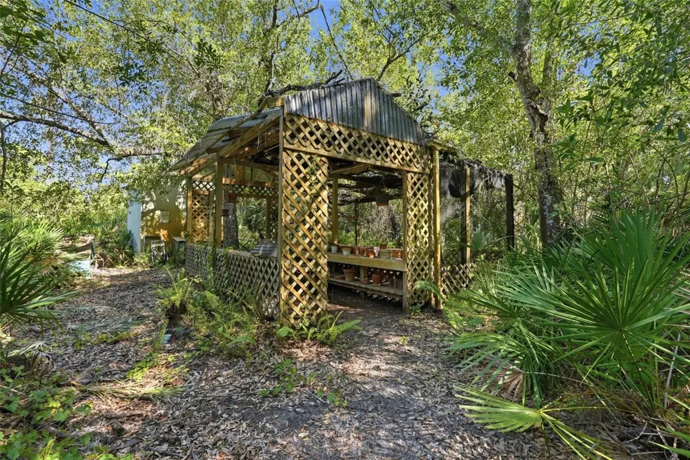6000 CLEVELAND DRIVE Punta Gorda, FL 33982