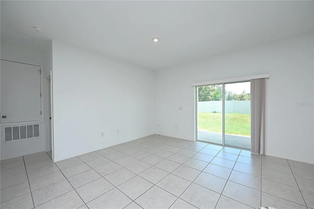 685 CROWN ROSE DRIVE Eagle Lake, FL 33839