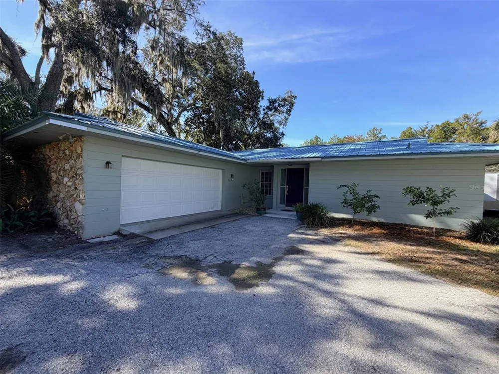 12 PALM DRIVE Yankeetown, FL 34498