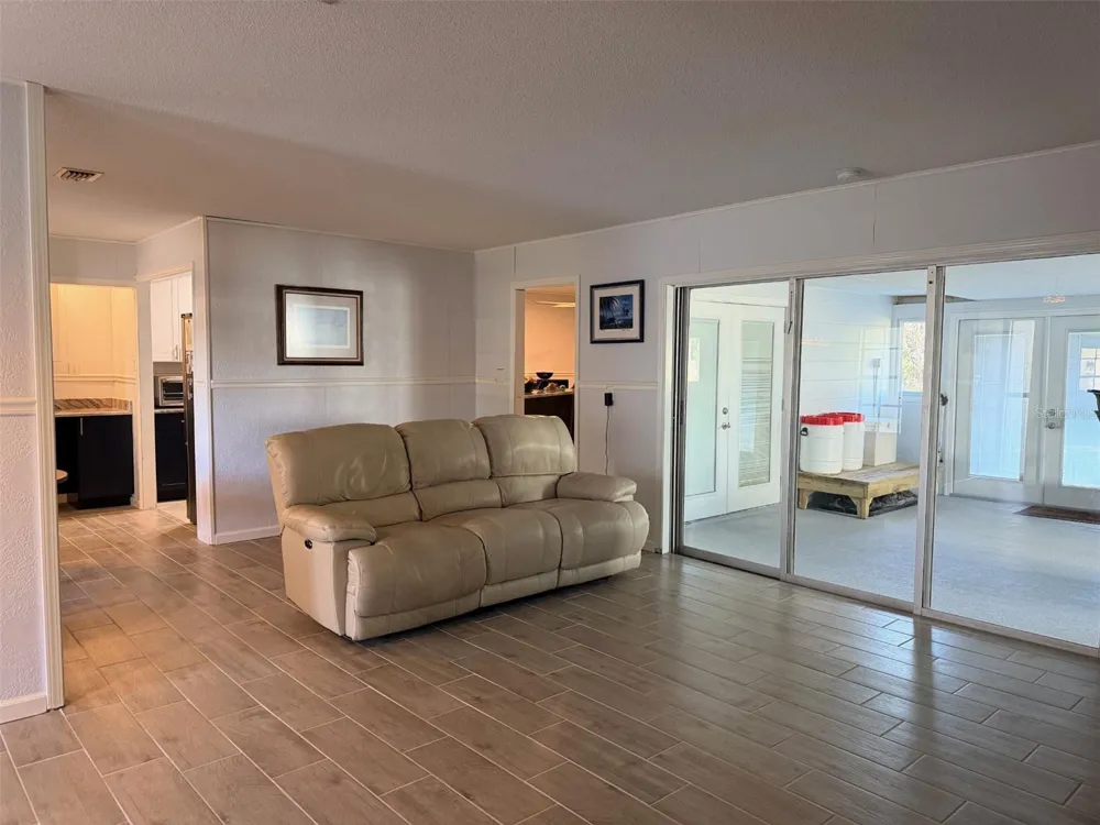 12 PALM DRIVE Yankeetown, FL 34498