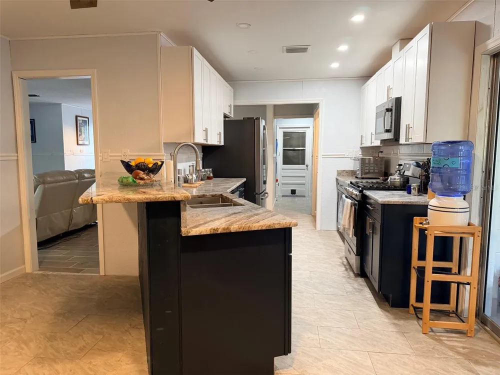 12 PALM DRIVE Yankeetown, FL 34498