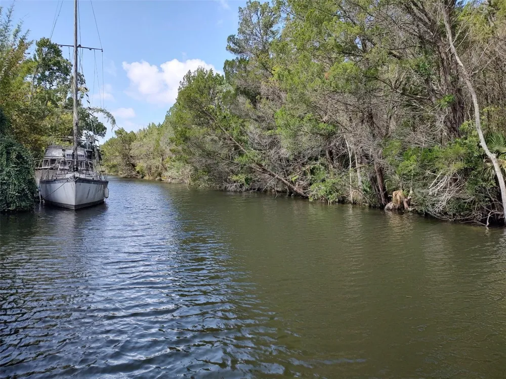 12 PALM DRIVE Yankeetown, FL 34498