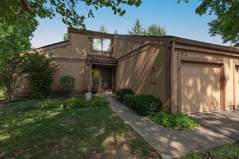 992 Walnut Court