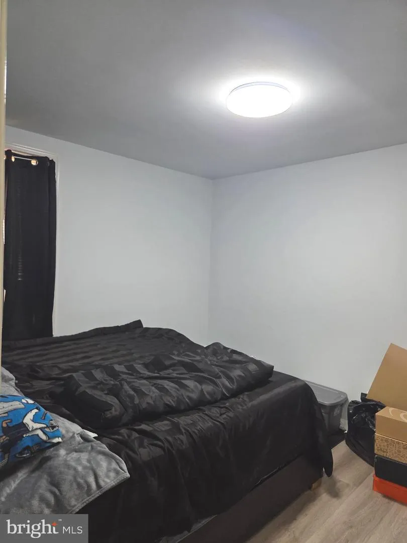 5841 OXFORD AVENUE Philadelphia, PA 19149