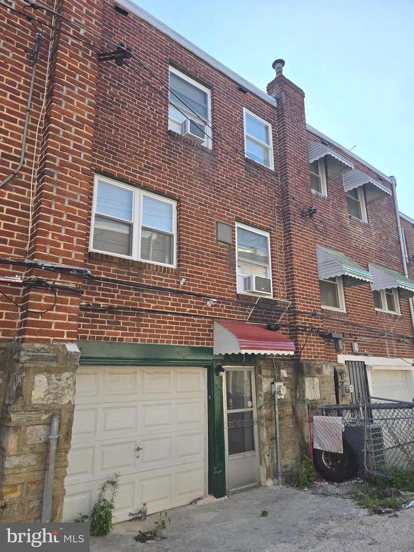 5841 OXFORD AVENUE Philadelphia, PA 19149